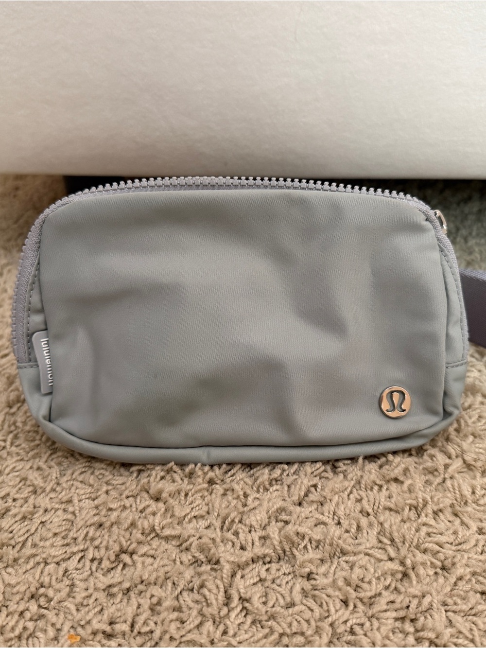 lululemon athletica Light Gray Men’s Waist Pack